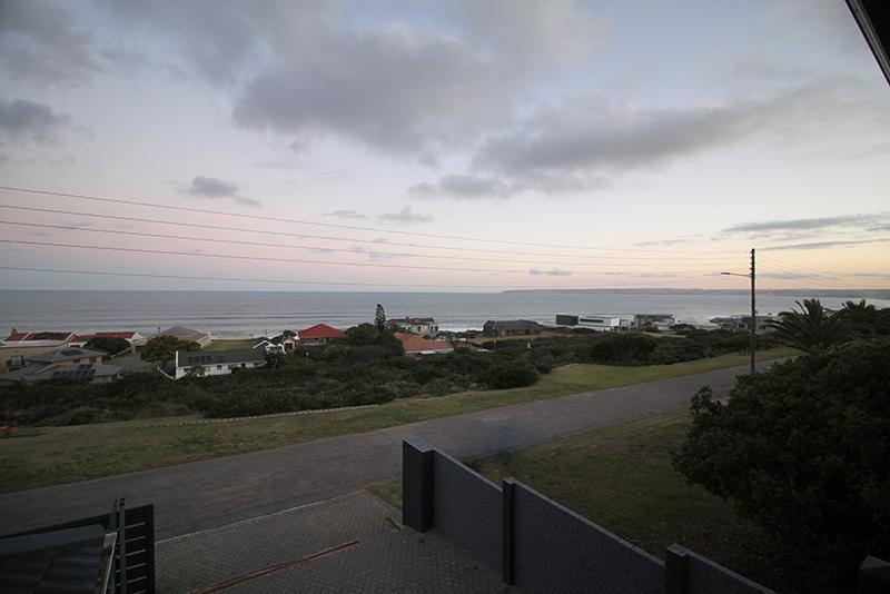 6 Bedroom Property for Sale in Reebok Western Cape